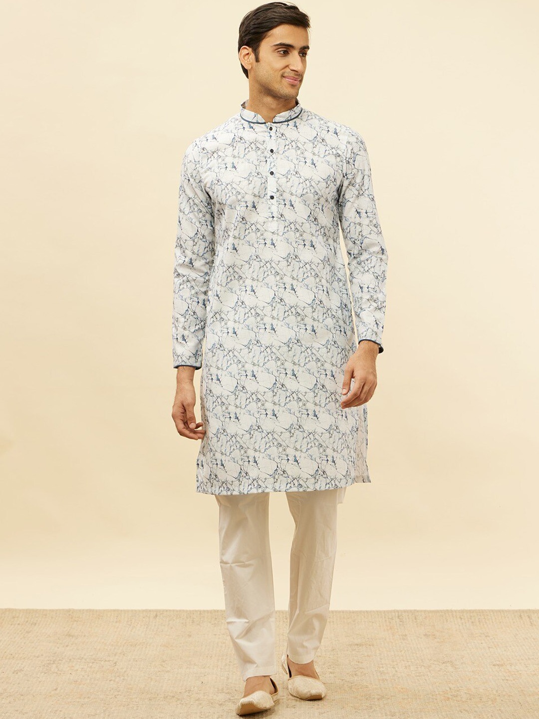 

Manyavar Abstract Printed Regular Kurta with Pyjamas, White