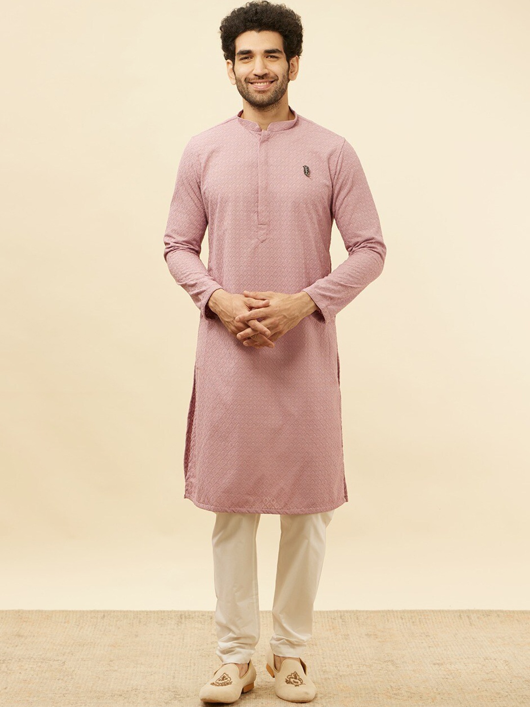 

Manyavar Ethnic Motifs Embroidered Chikankari Regular Kurta with Pyjamas, Pink