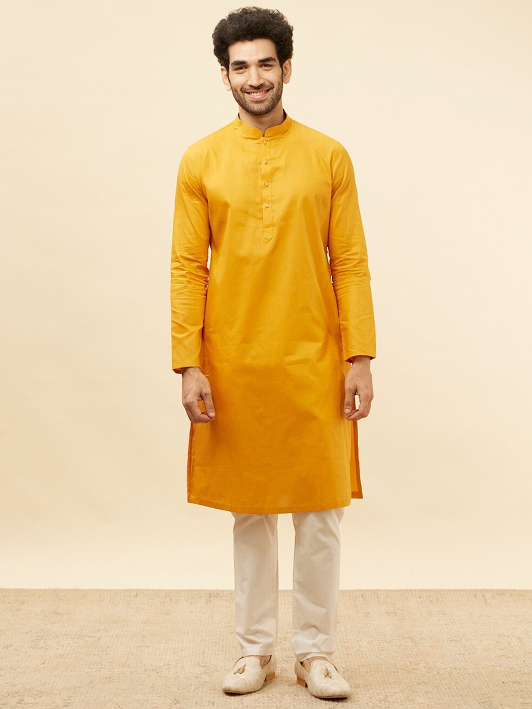 

Manyavar Checked Regular Pure Cotton Kurta with Pyjamas, Mustard