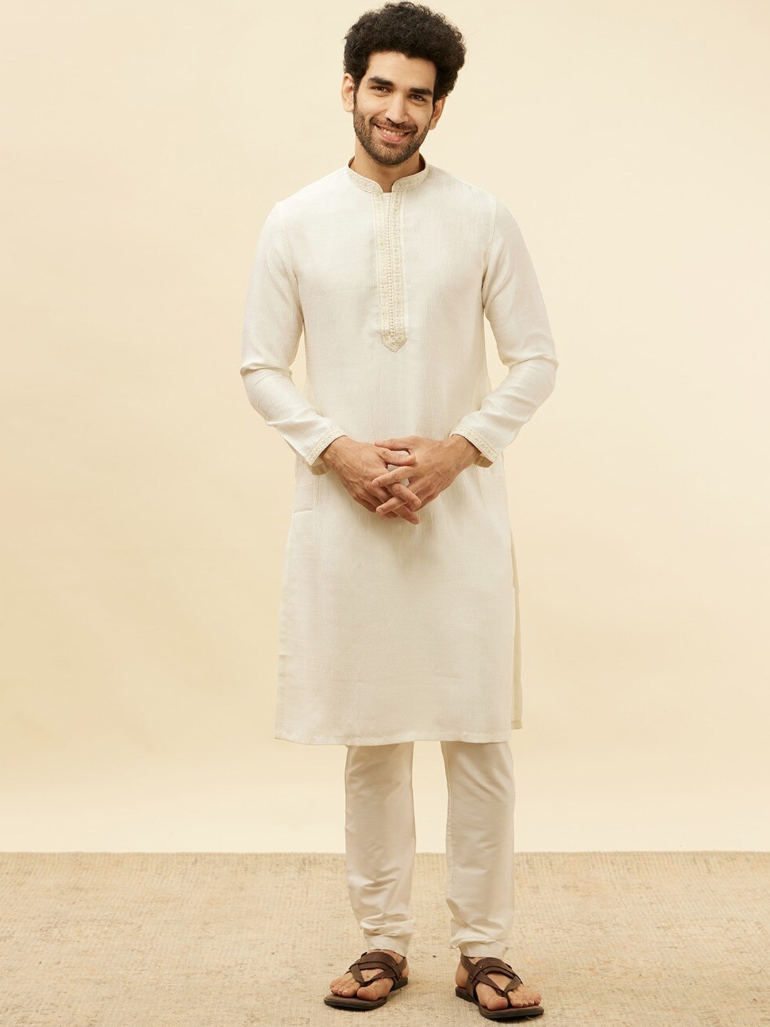 

Manyavar Printed Regular Kurta with Pyjamas, Off white