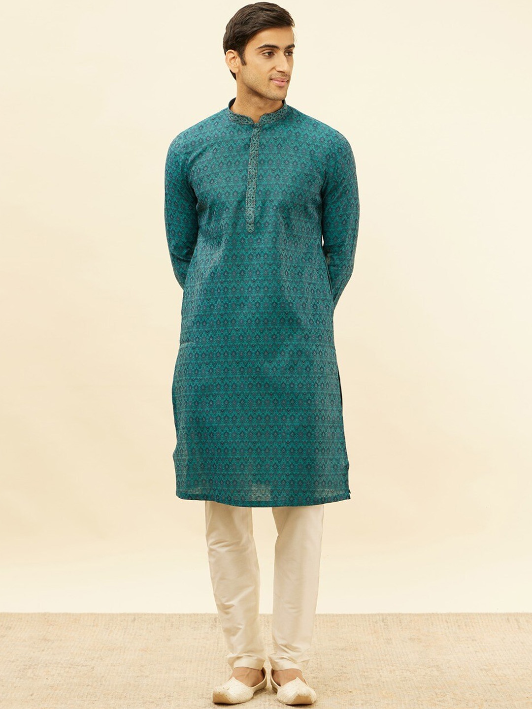 

Manyavar Ethnic Motifs Woven Design Jacquard Regular Kurta with Pyjamas, Blue