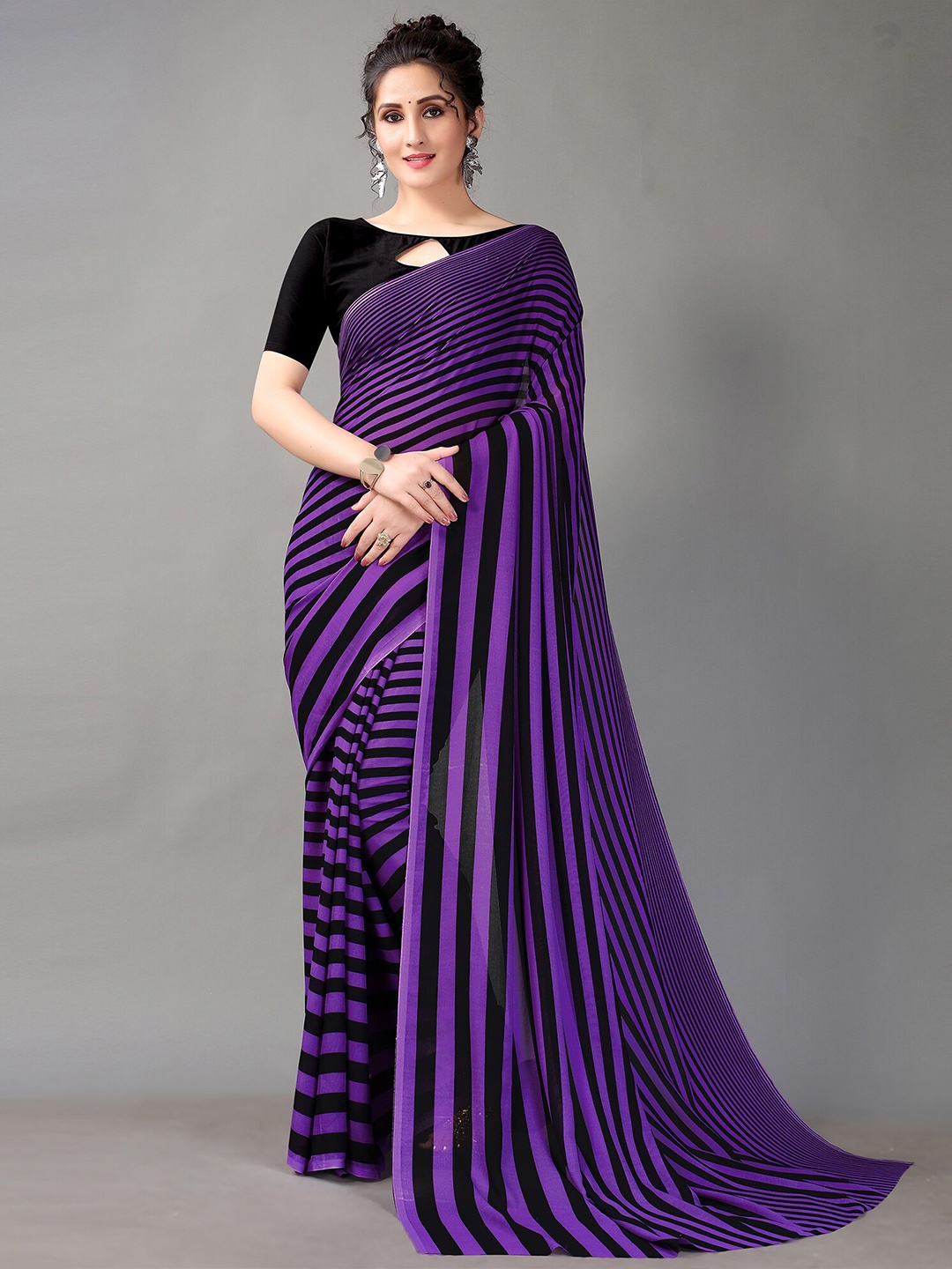 

KALINI Striped Printed Saree, Purple