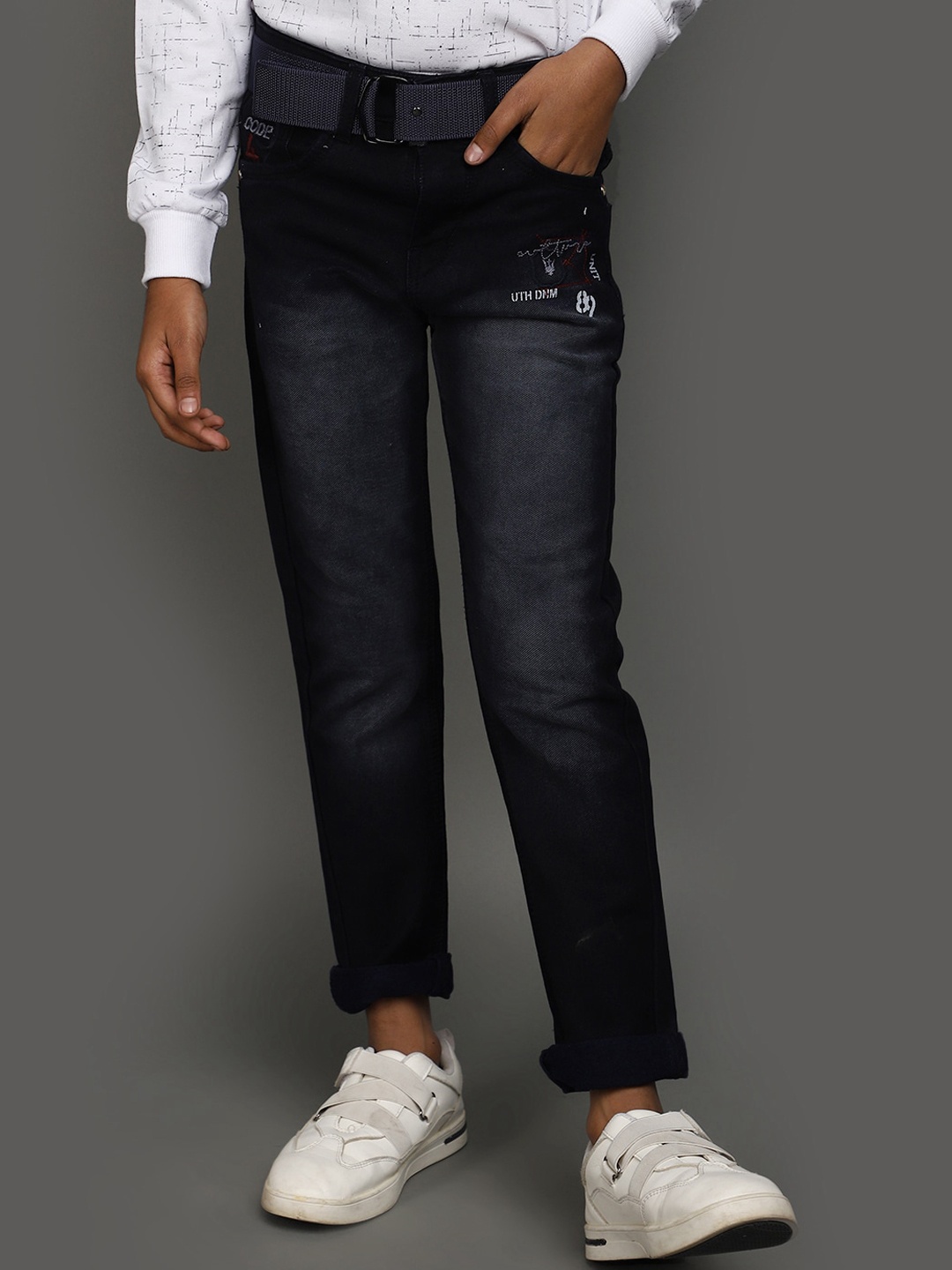 

V-Mart Boys Mid Rise Clean Look Cotton Jeans, Blue