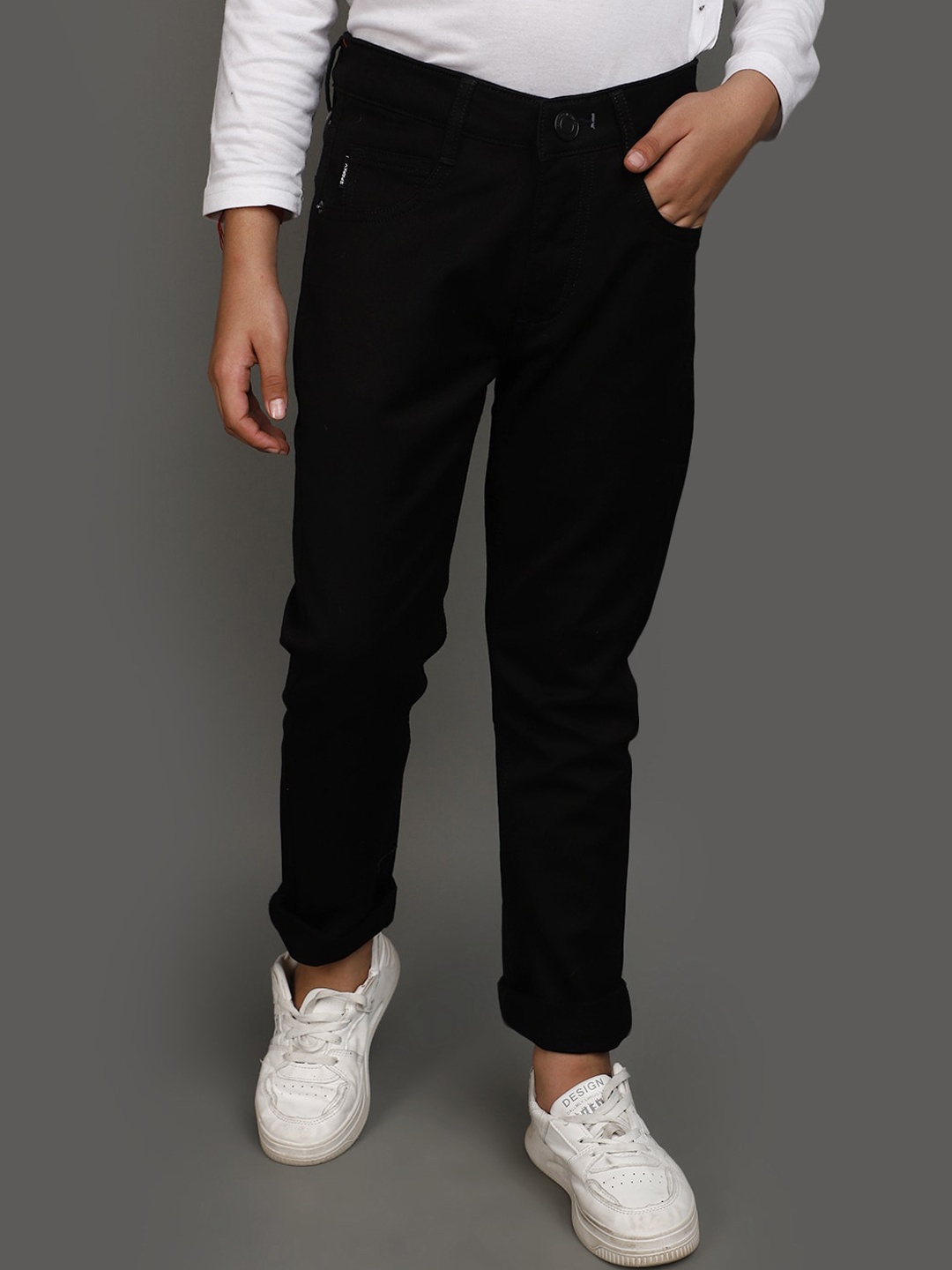 

V-Mart Boys Clean Look Cotton Jeans, Black
