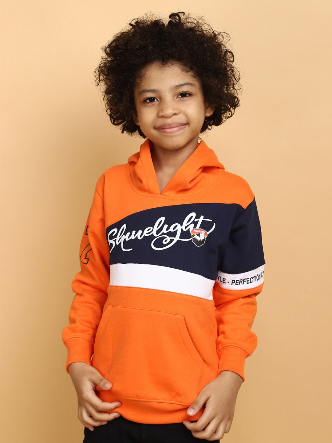 

V-Mart Boys Colourblocked Hooded Sweatshirt, Orange