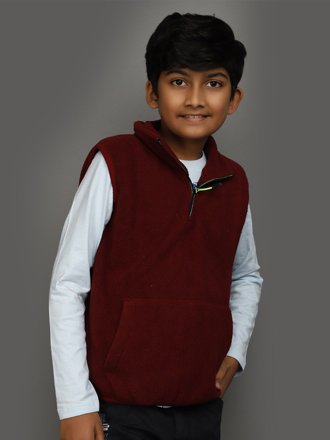 

V-Mart Boys Mock Collat Cotton Pullover, Maroon