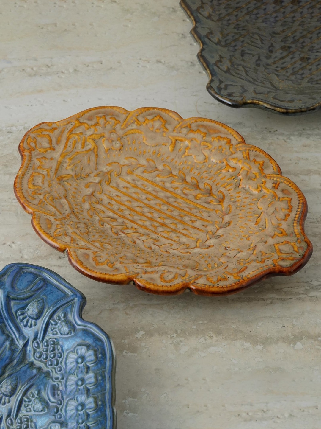 

The Decor Mart Yellow Ceramic Textured Platter Serveware