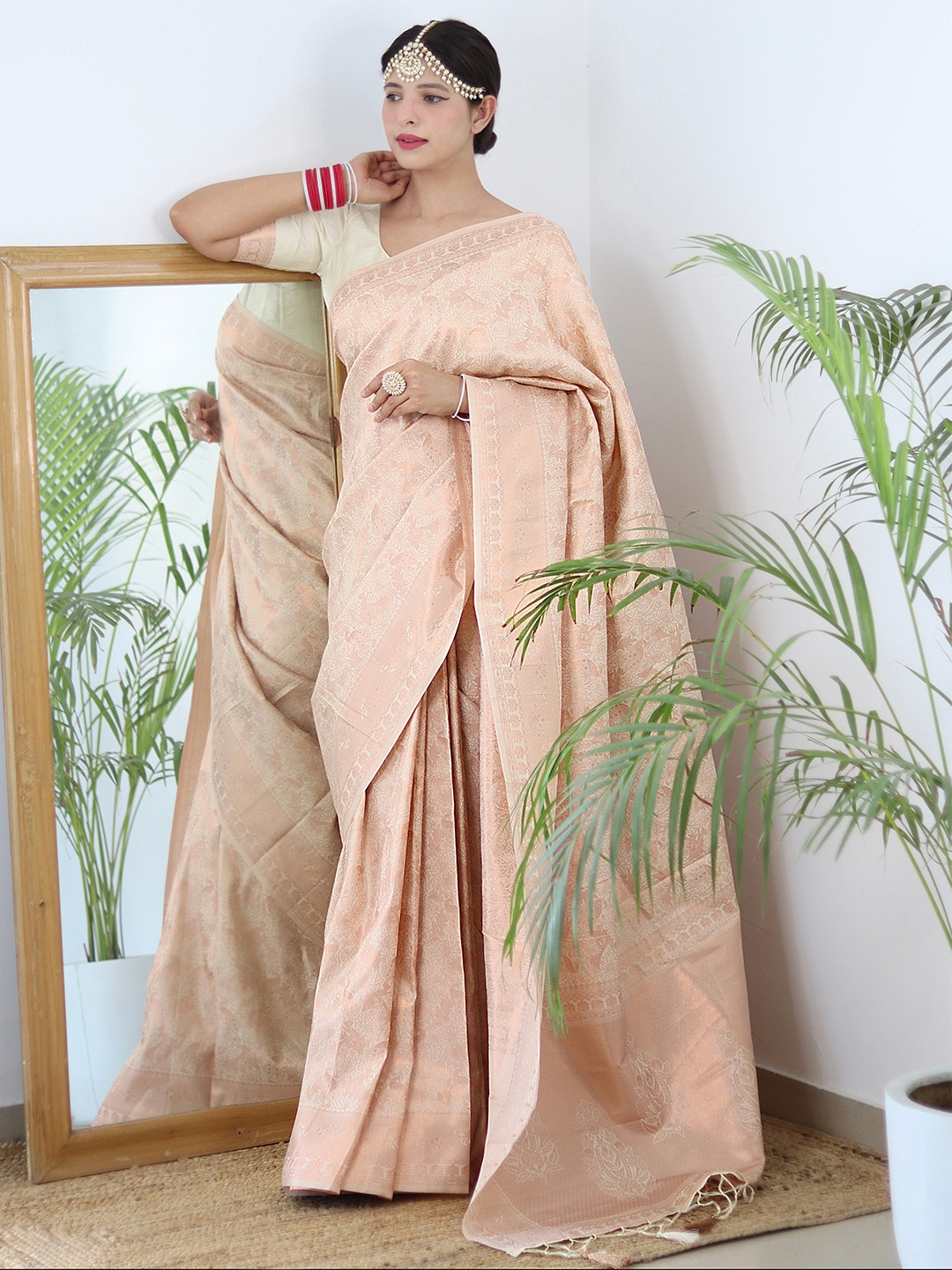 

ALMAARI FASHION Floral Woven Designed Zari Pure Silk Kanjeevaram Saree, Cream