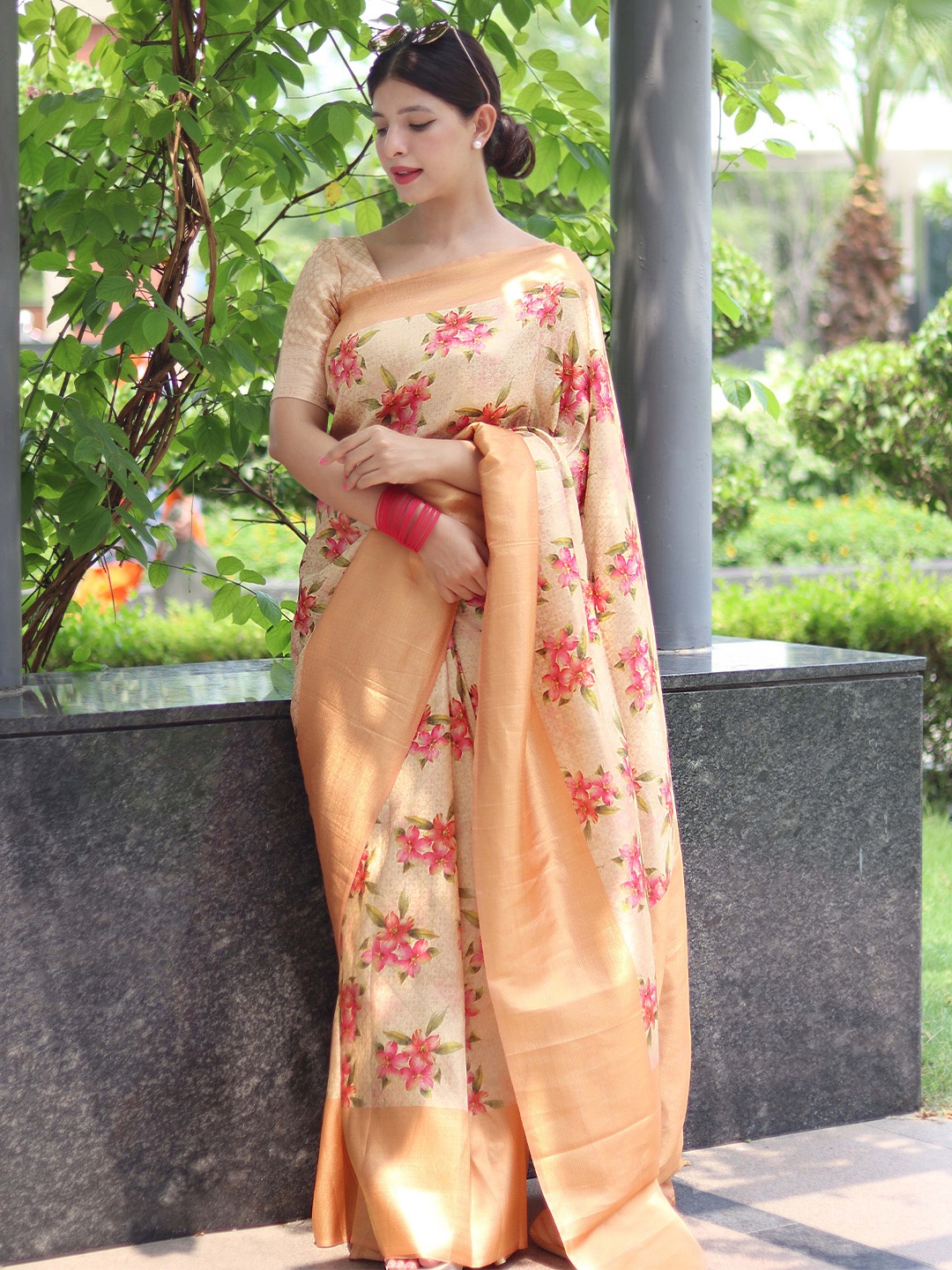 

ALMAARI FASHION Floral Printed Pure Silk Kanjeevaram Saree, Yellow