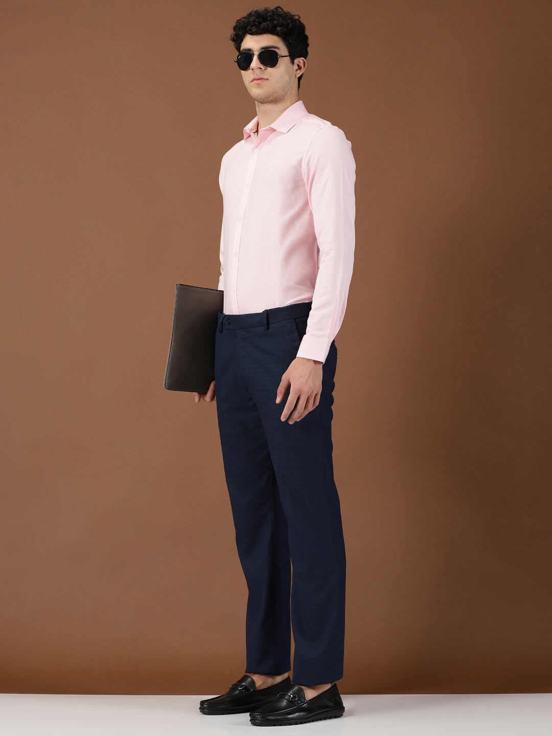 

INVICTUS Self Design Textured Original Slim Fit Pure Cotton Formal Shirt, Pink