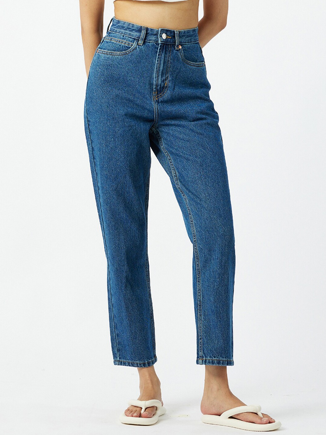 

Koovs Women Clean Look Mom Fit Jeans, Blue