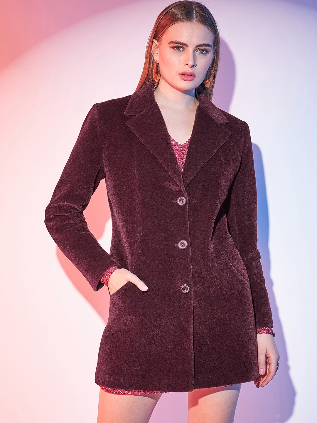 

STREET 9 Notched Lapel Long Sleeves Satin Single-Breasted Overcoat, Burgundy