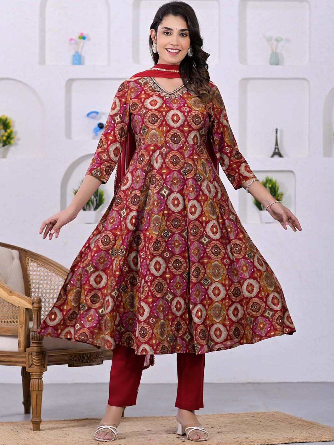 

Meena Bazaar Ethnic Motif Printed Kurta With Trousers & Dupatta, Red