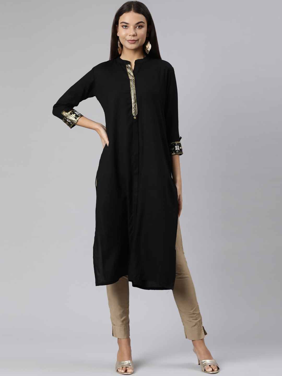 

Neerus Mandarin Collar Straight Kurta, Black