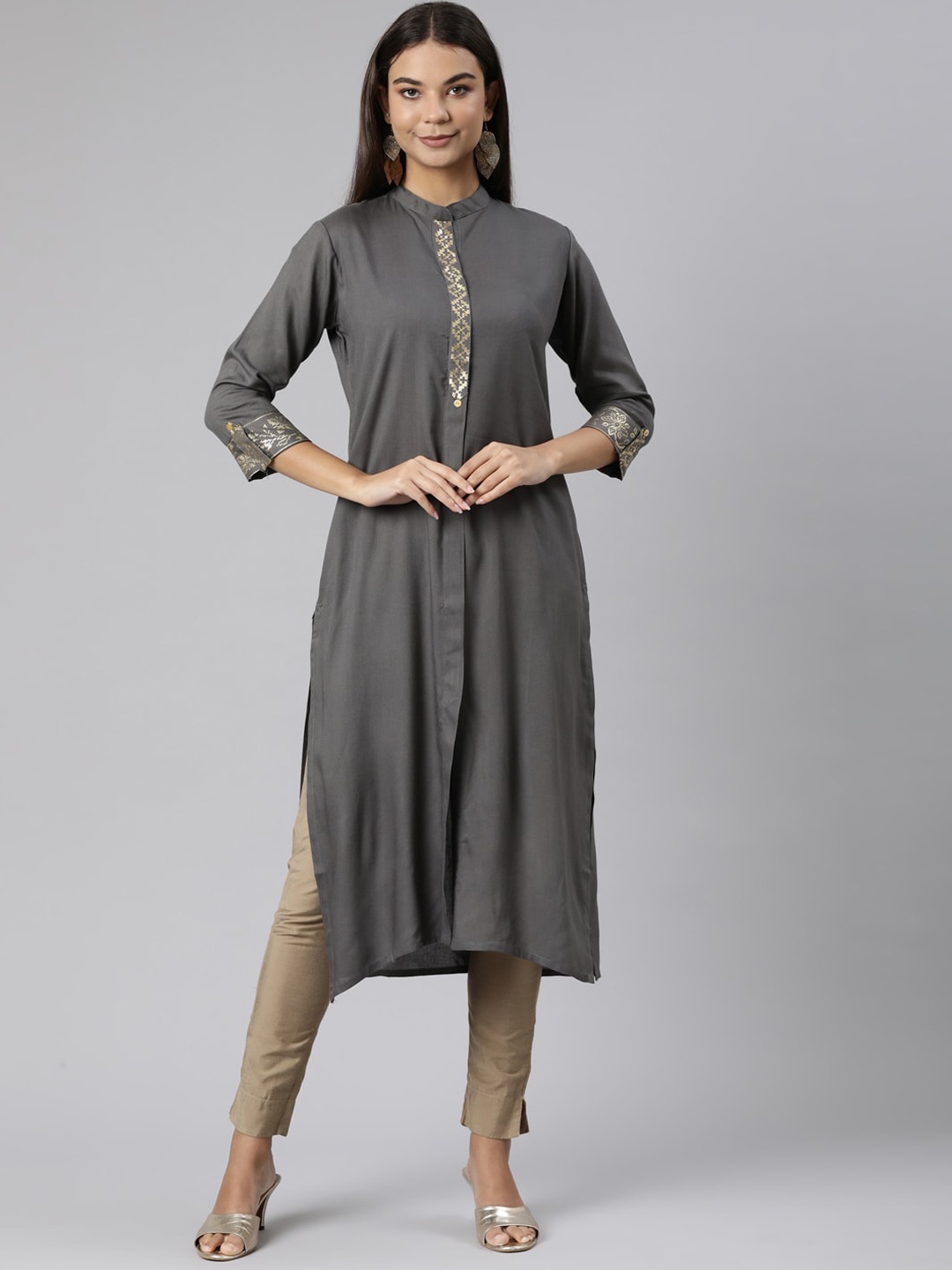 

Neerus Mandarin Collar Straight Kurta, Grey