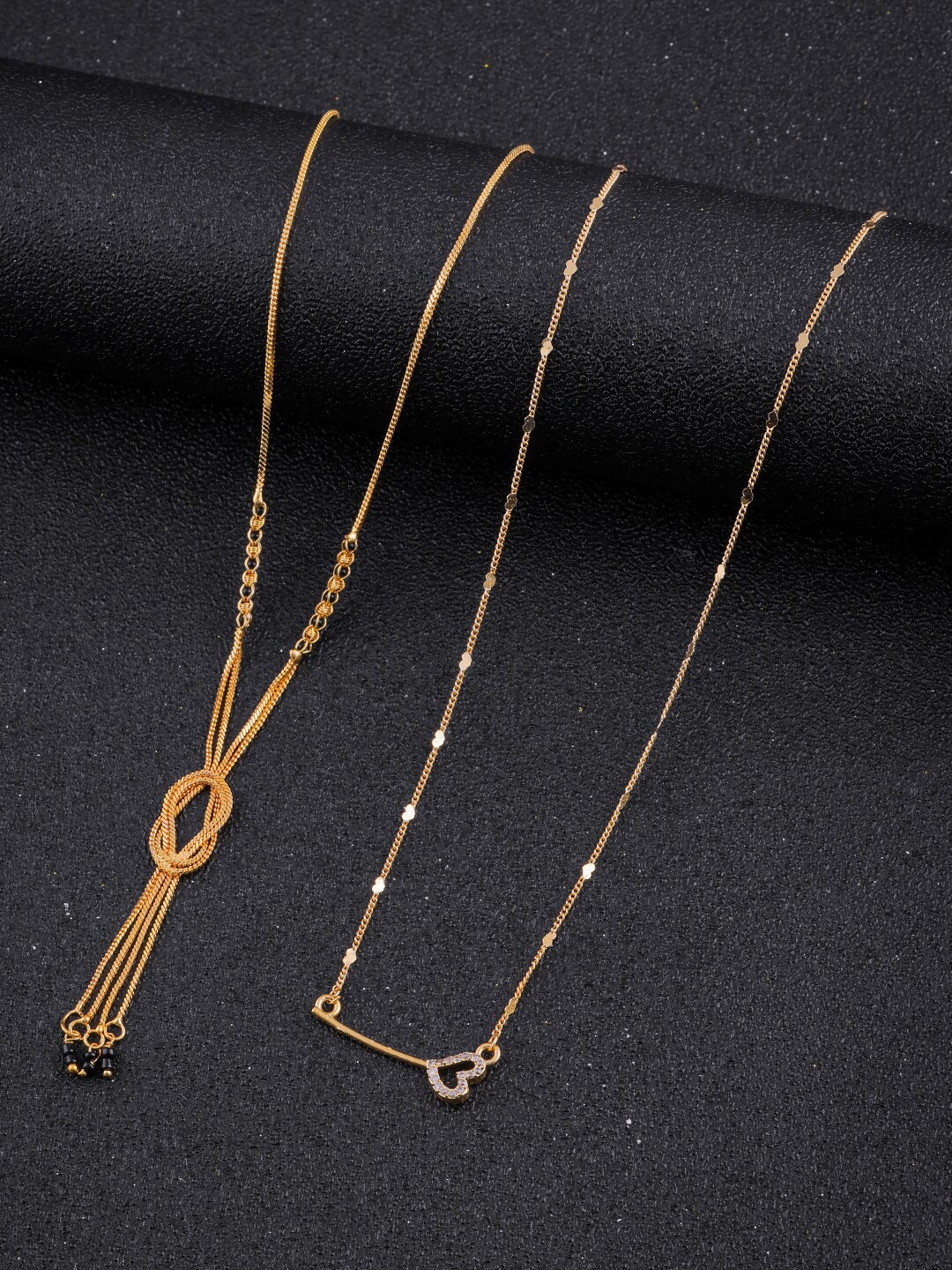 

DressBerry Set Of 2 Gold-Toned Gold-Plated Stones Studded Antique Chain