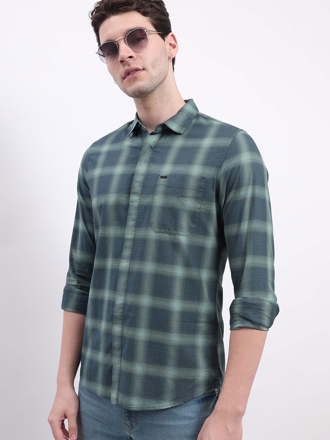 

Lee Slim Fit Windowpane Checked Spread Collar Pure Cotton Casual Shirt, Green