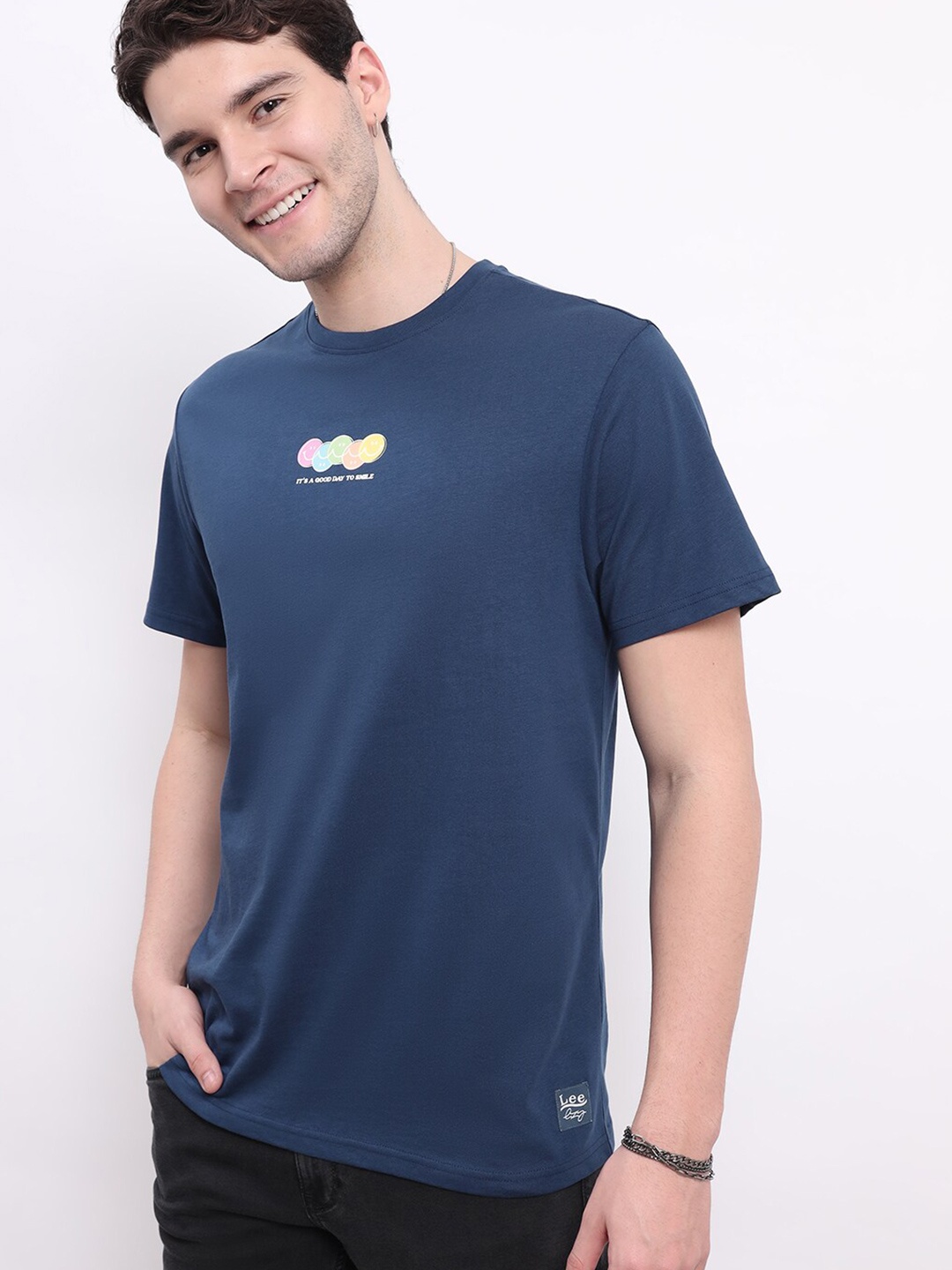 

Lee Round Neck Cotton Comfort Fit T-shirt, Blue