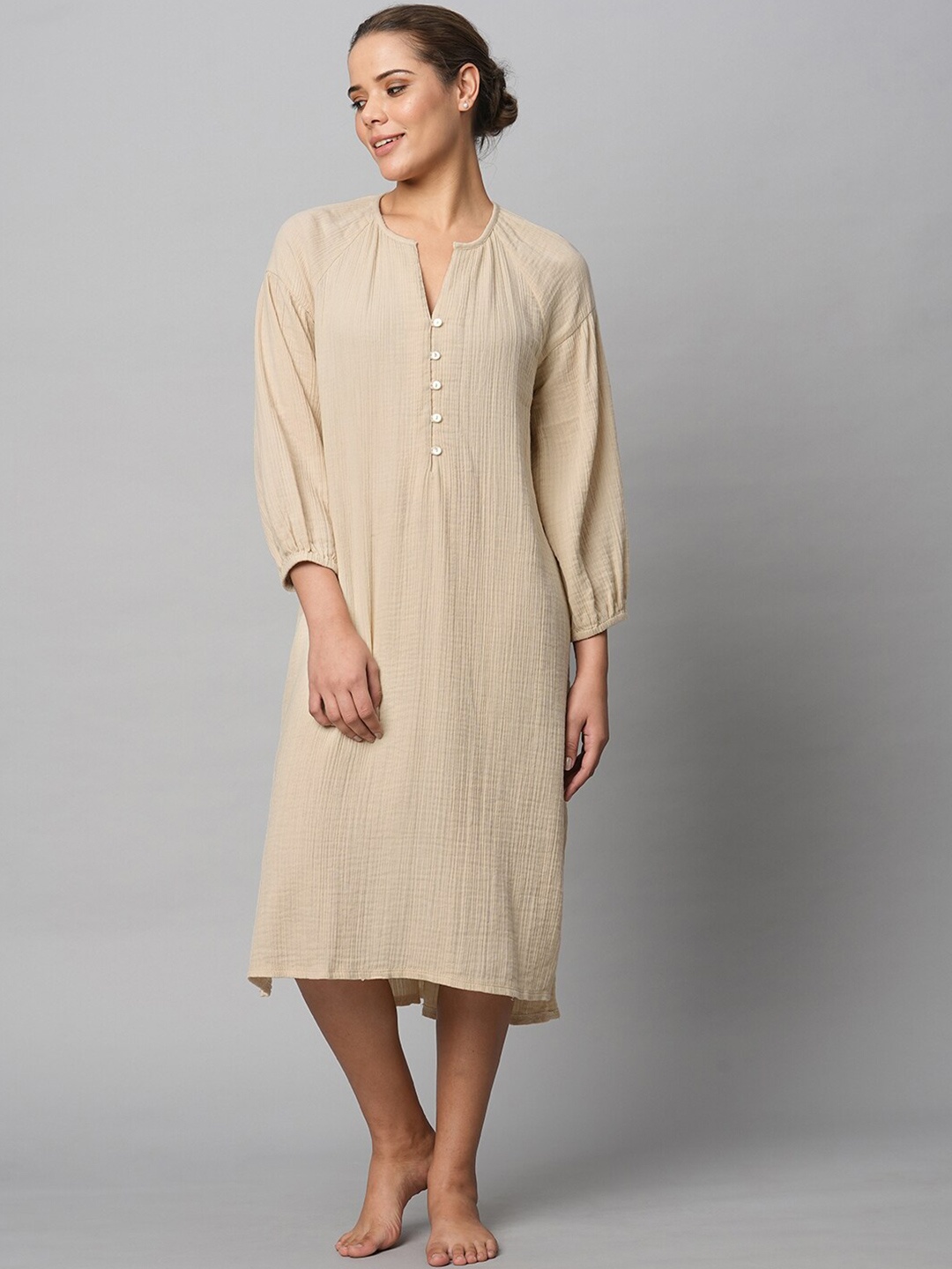 

Chemistry V-Neck Puff Sleeves Crepe Cotton Nightdress, Beige