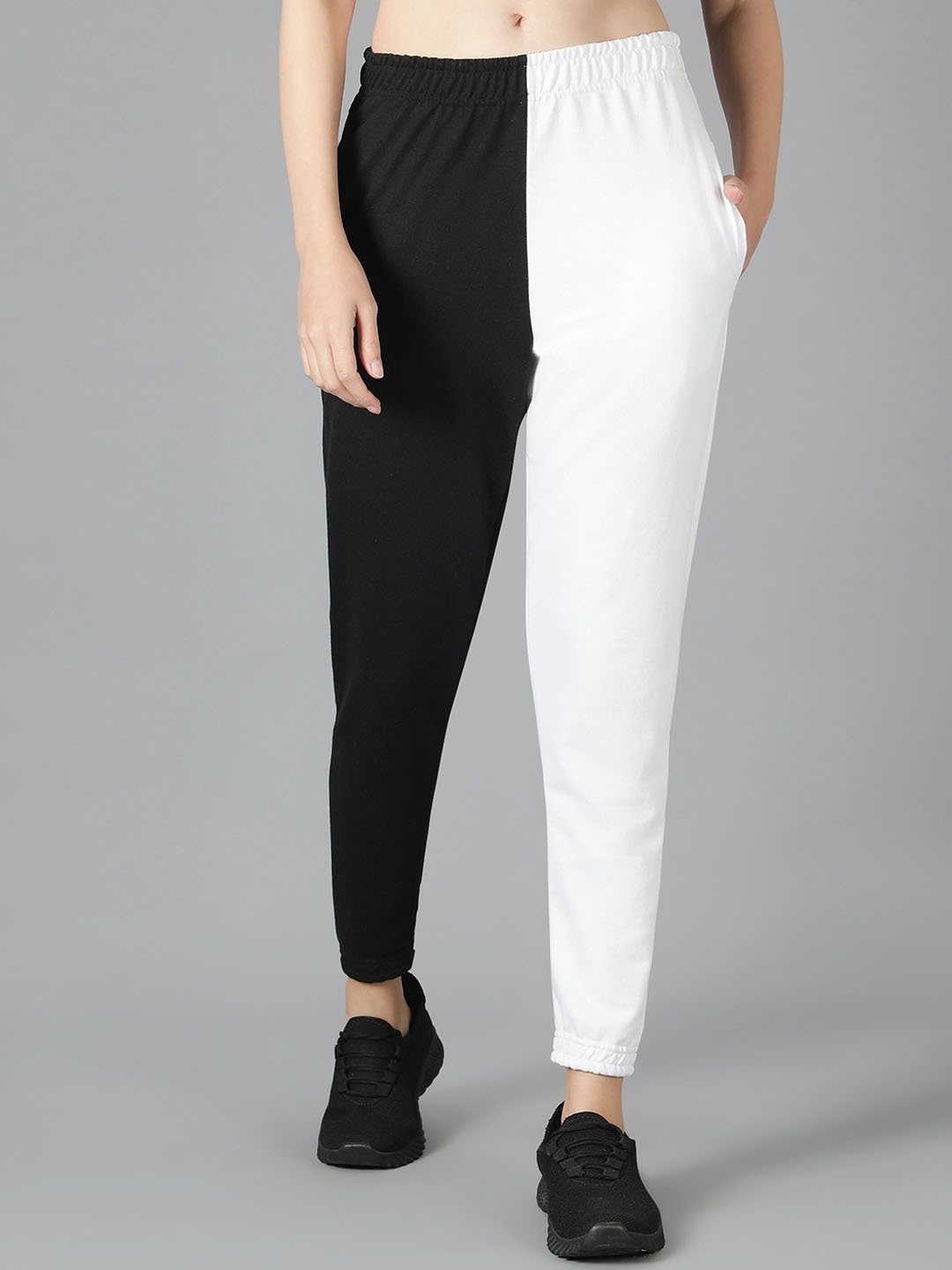 

TABADTOD Women Colourblocked Relaxed Loose Fit Joggers, White