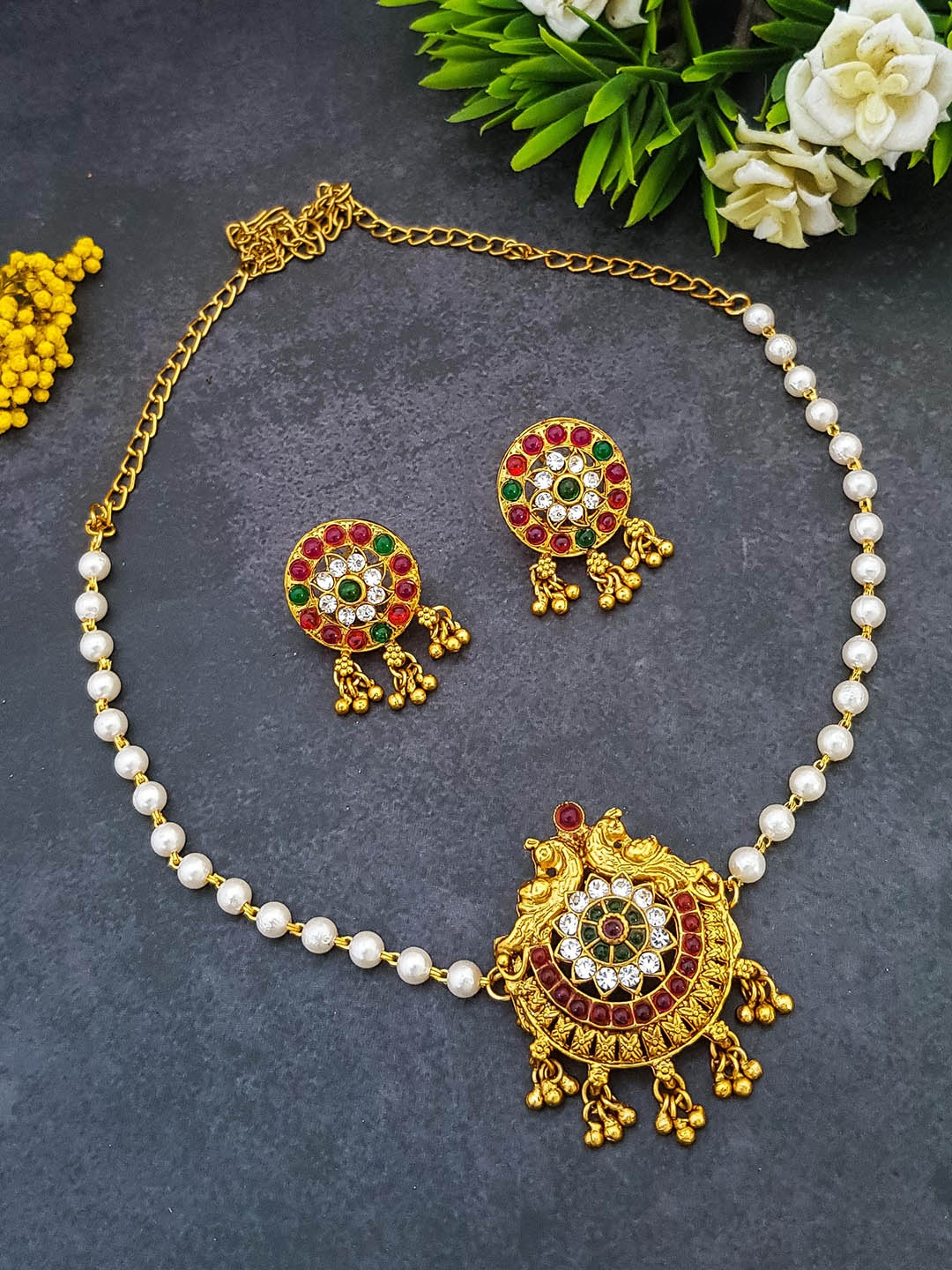 

GRIIHAM Gold-Plated AD Studded & Pearls Beaded Jewellery Set