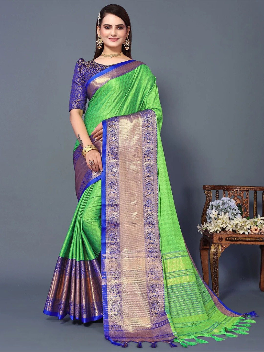 

DWINI Ethnic Motifs Woven Design Zari Silk Cotton Dharmavaram Saree, Green