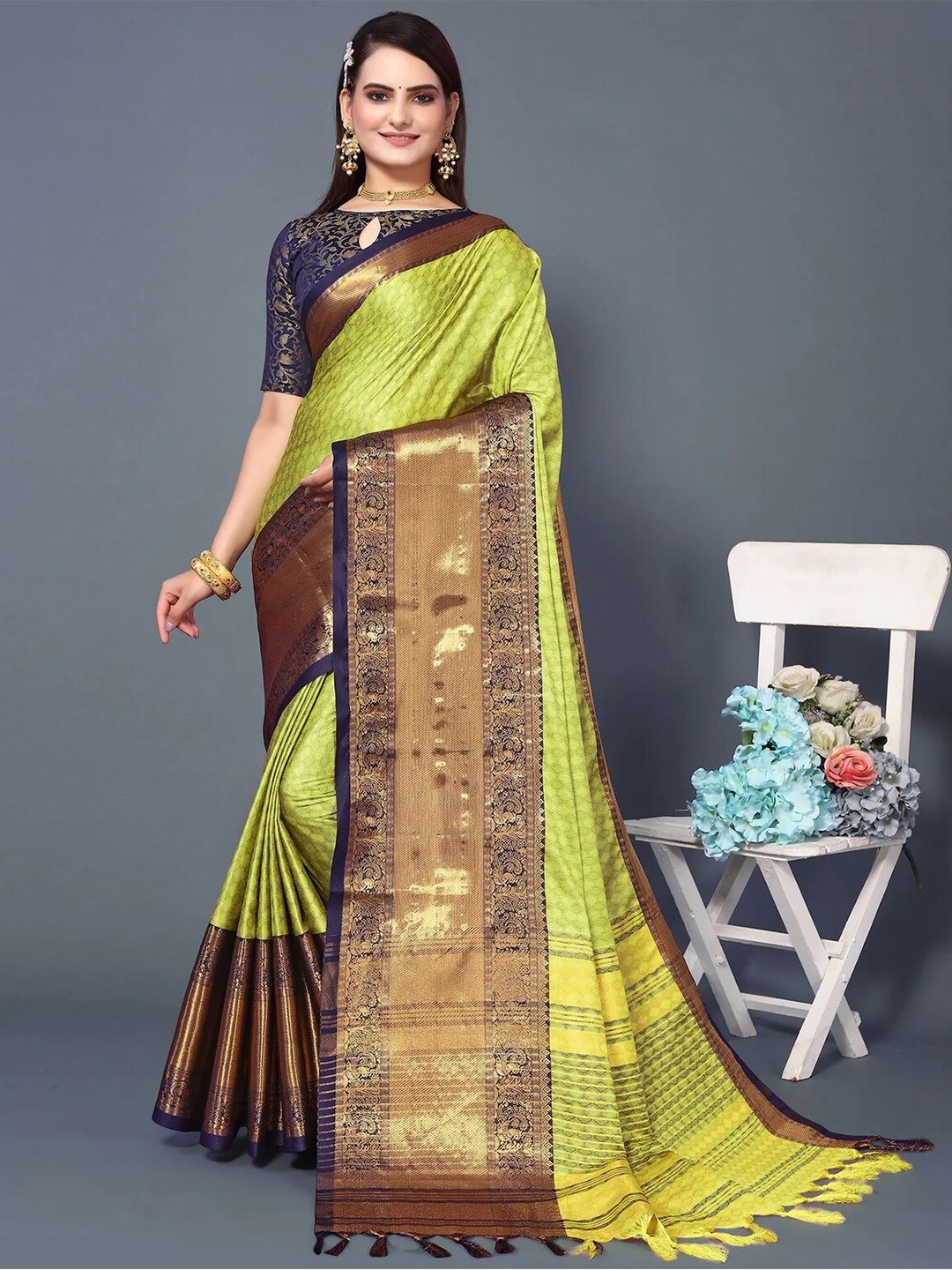 

DWINI Ethnic Motifs Woven Design Zari Silk Cotton Dharmavaram Saree, Lime green