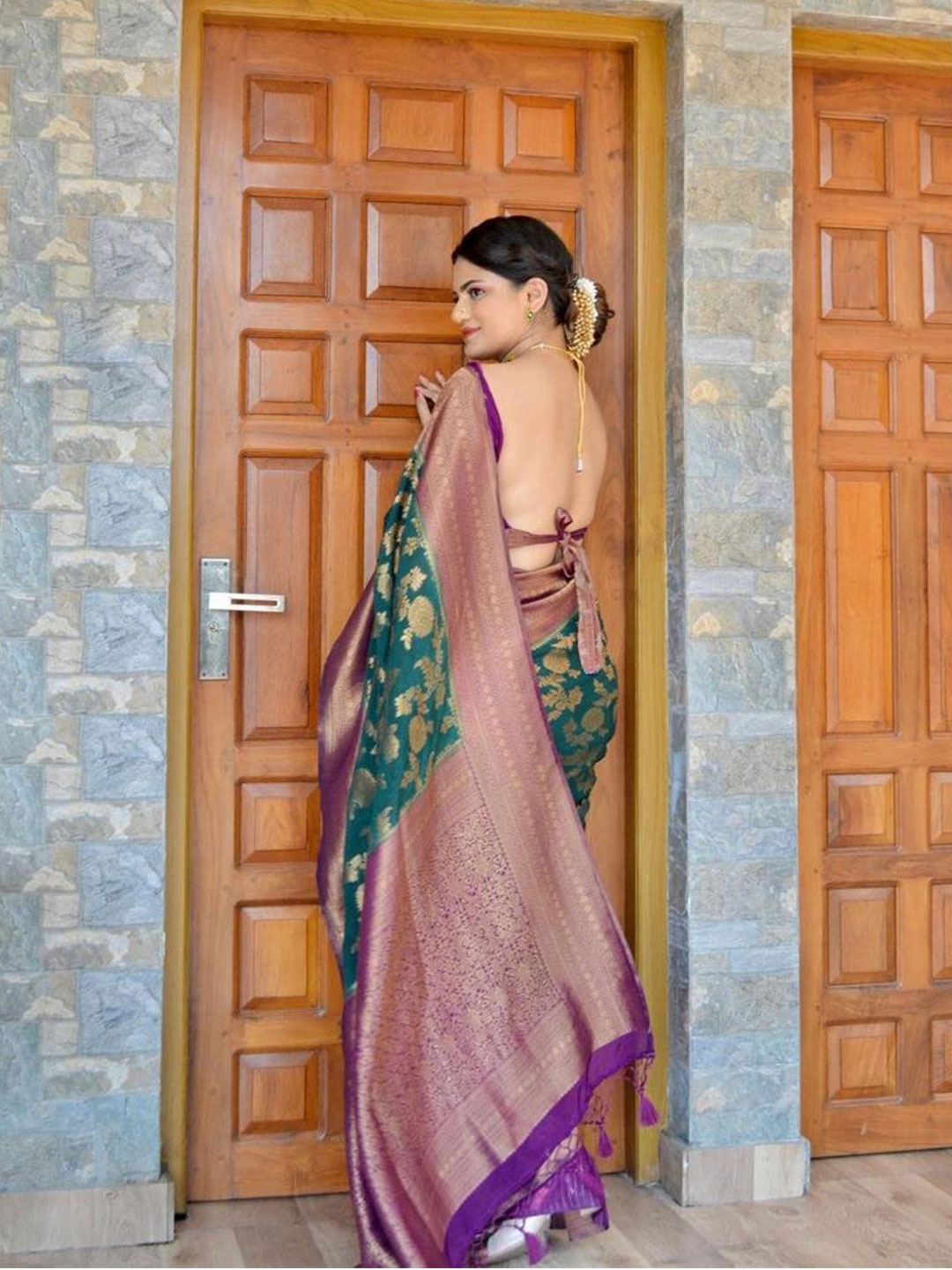 

Visit Wear Ethnic Motifs Woven Design Art Silk Kanjeevaram Saree, Green