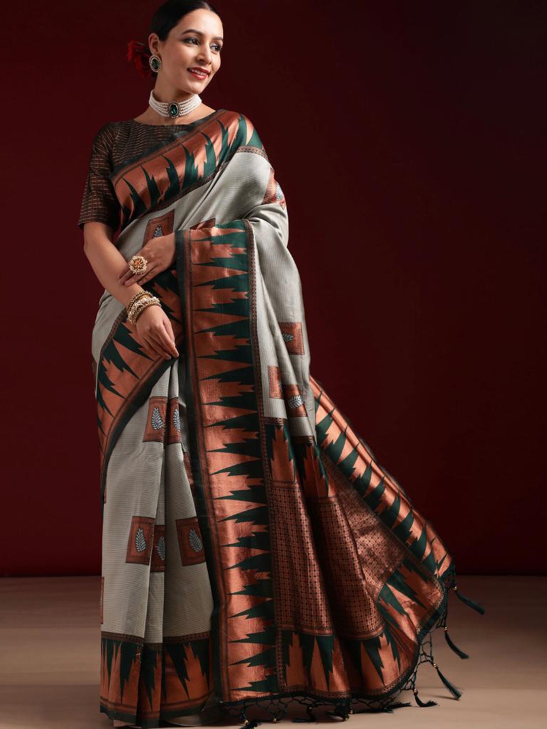 

Visit Wear Ethnic Motif Woven Design Zari Kanjeevaram Saree, Grey