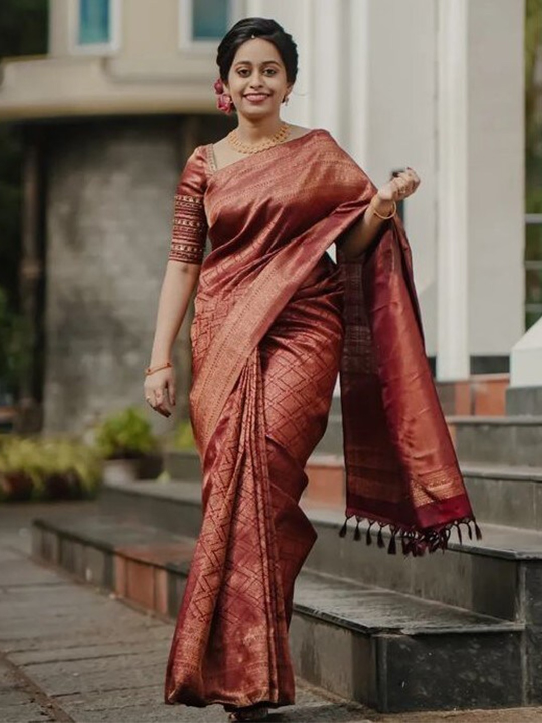 

Visit Wear Ethnic Motifs Woven Design Zari Kanjeevaram Saree, Magenta
