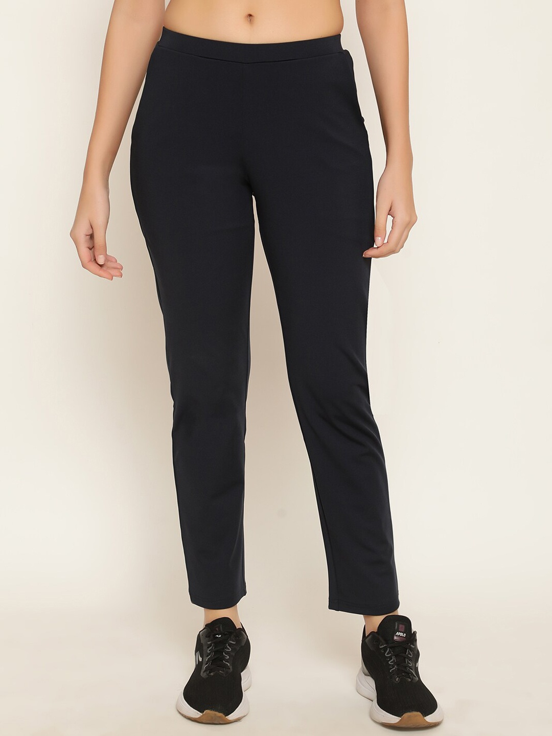 

STUDIOACTIV Women 4-Way Stretch Track Pant, Black