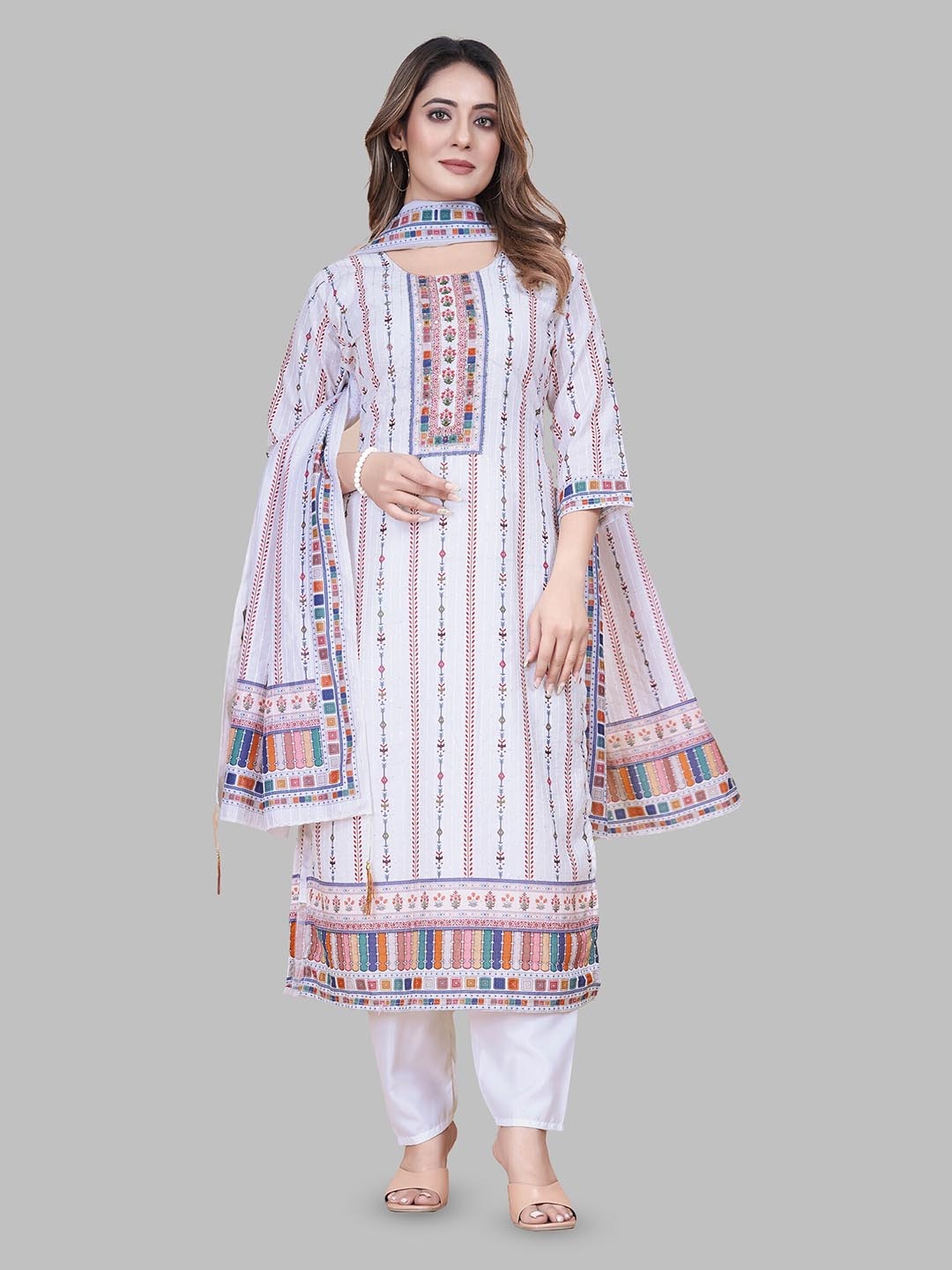 

N N ENTERPRISE Printed Pure Cotton Kurta & Trousers With Dupatta, White