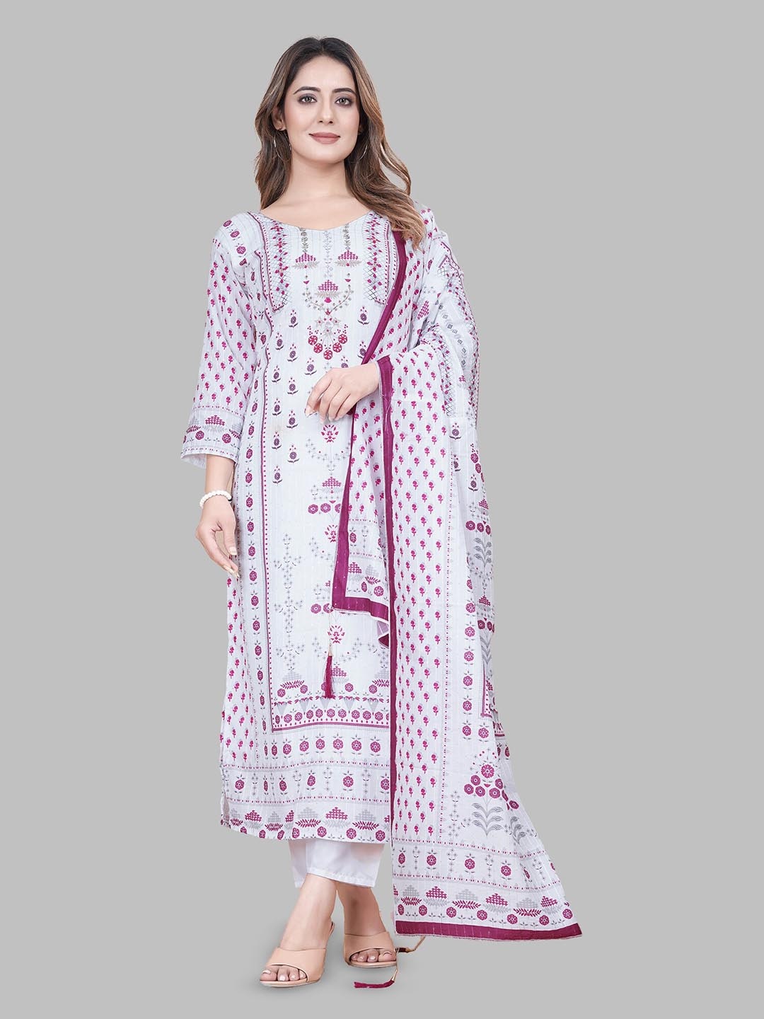 

N N ENTERPRISE Embroidered Pure Cotton Kurta & Trousers With Dupatta, White
