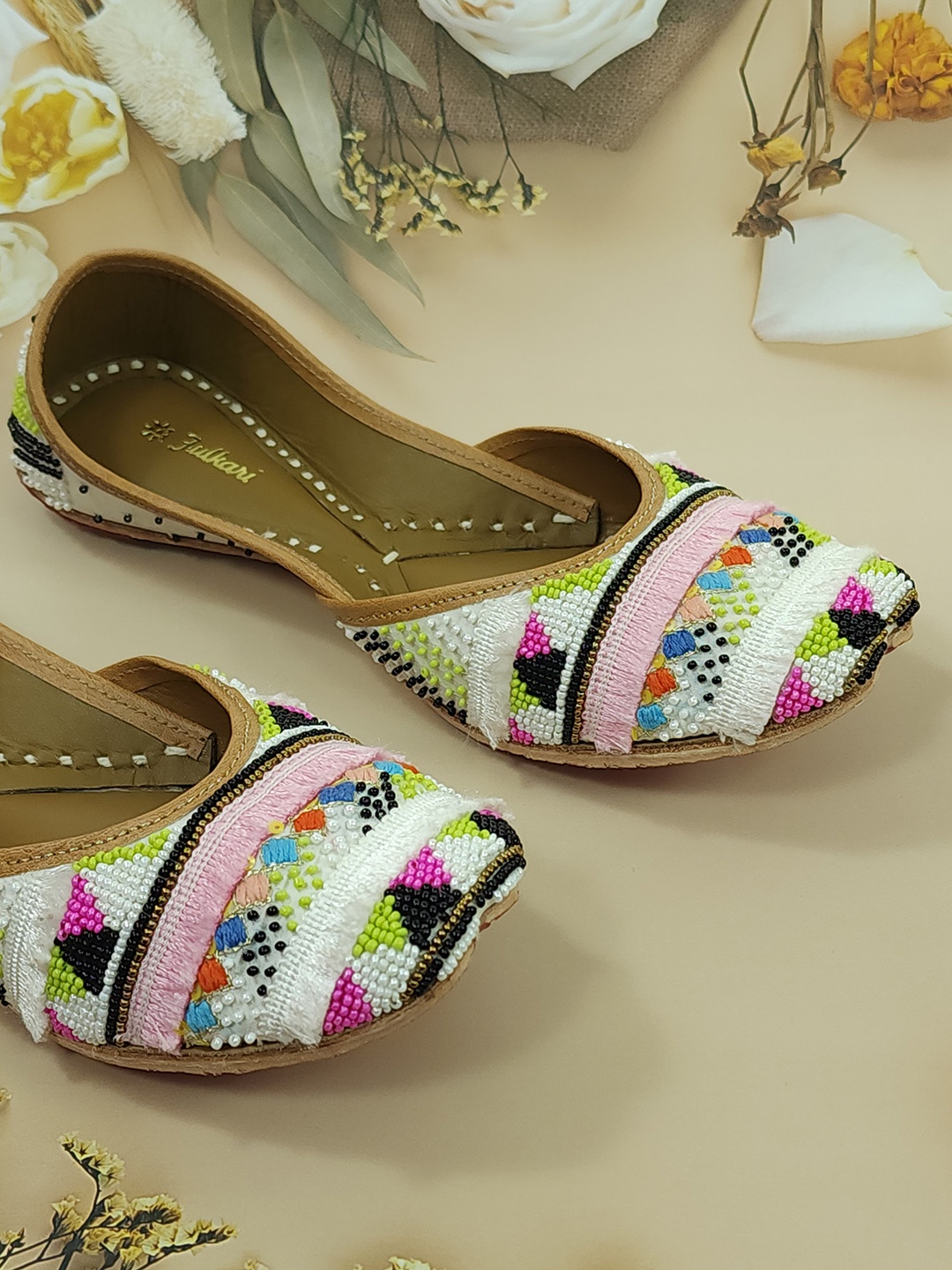 

Fulkari Ethnic Embellished Square Toe Leather Mojaris, Off white