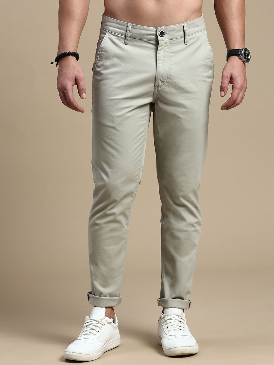 

The Roadster Lifestyle Co. Men Beige Slim Fit Mid-Rise Chinos