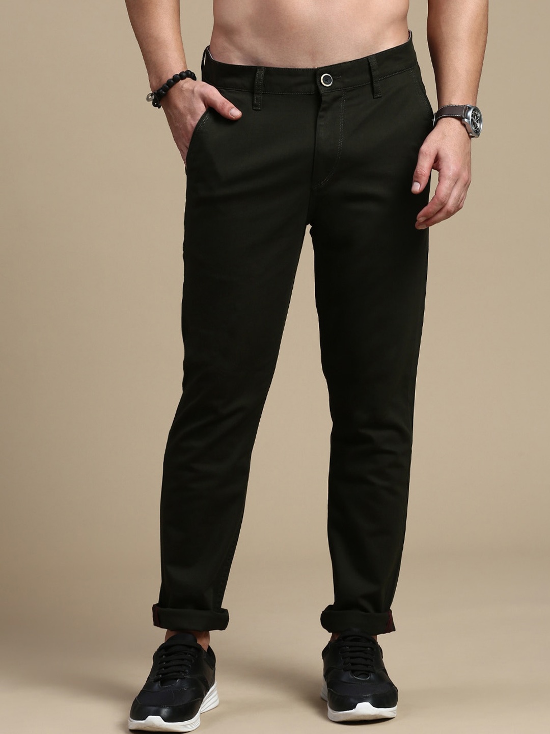 

The Roadster Lifestyle Co. Men Olive Green Slim Fit Mid-Rise Chinos