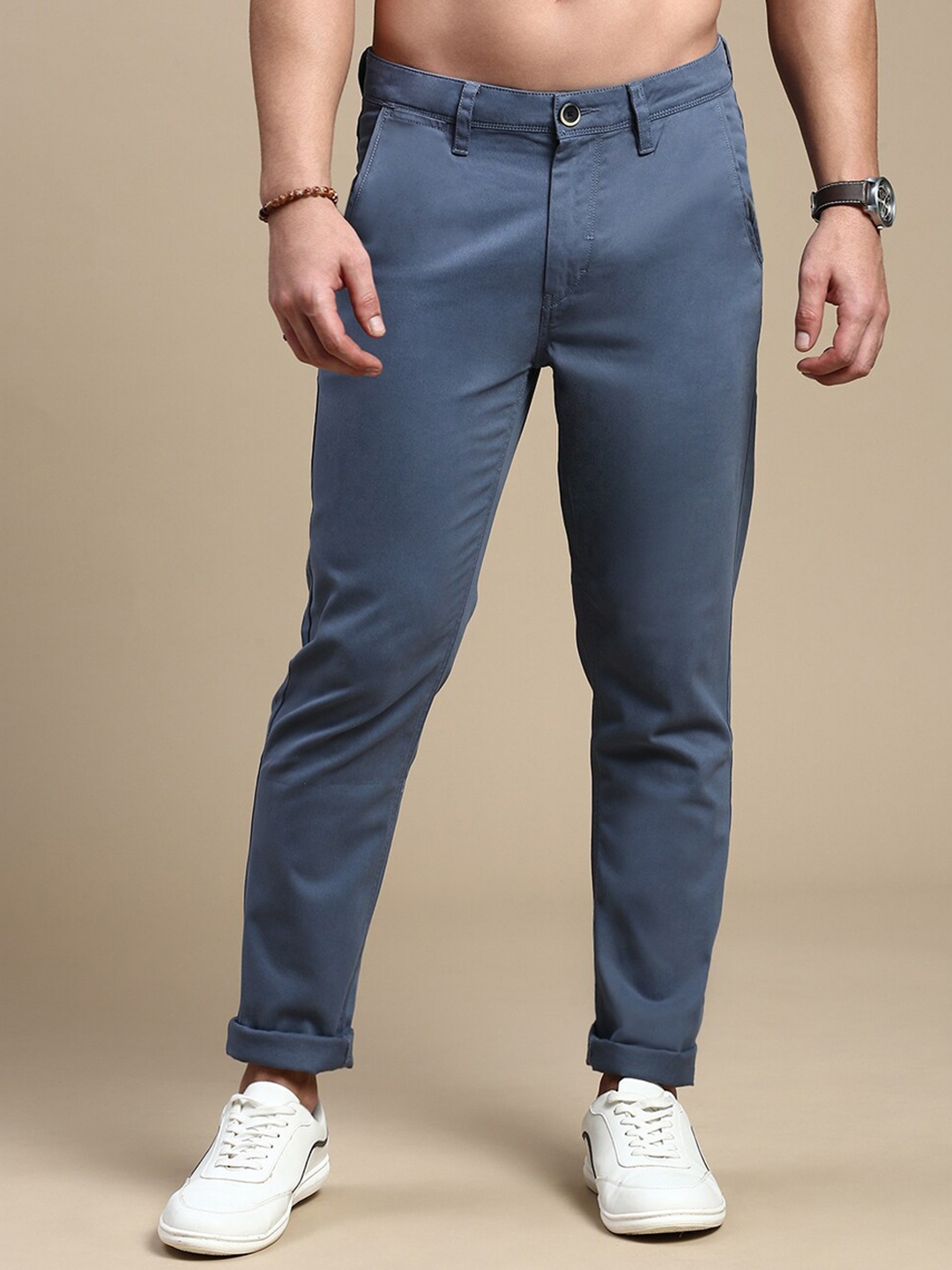 

The Roadster Lifestyle Co. Men Blue Relaxed Slim-Fit Mid-Rise Chinos