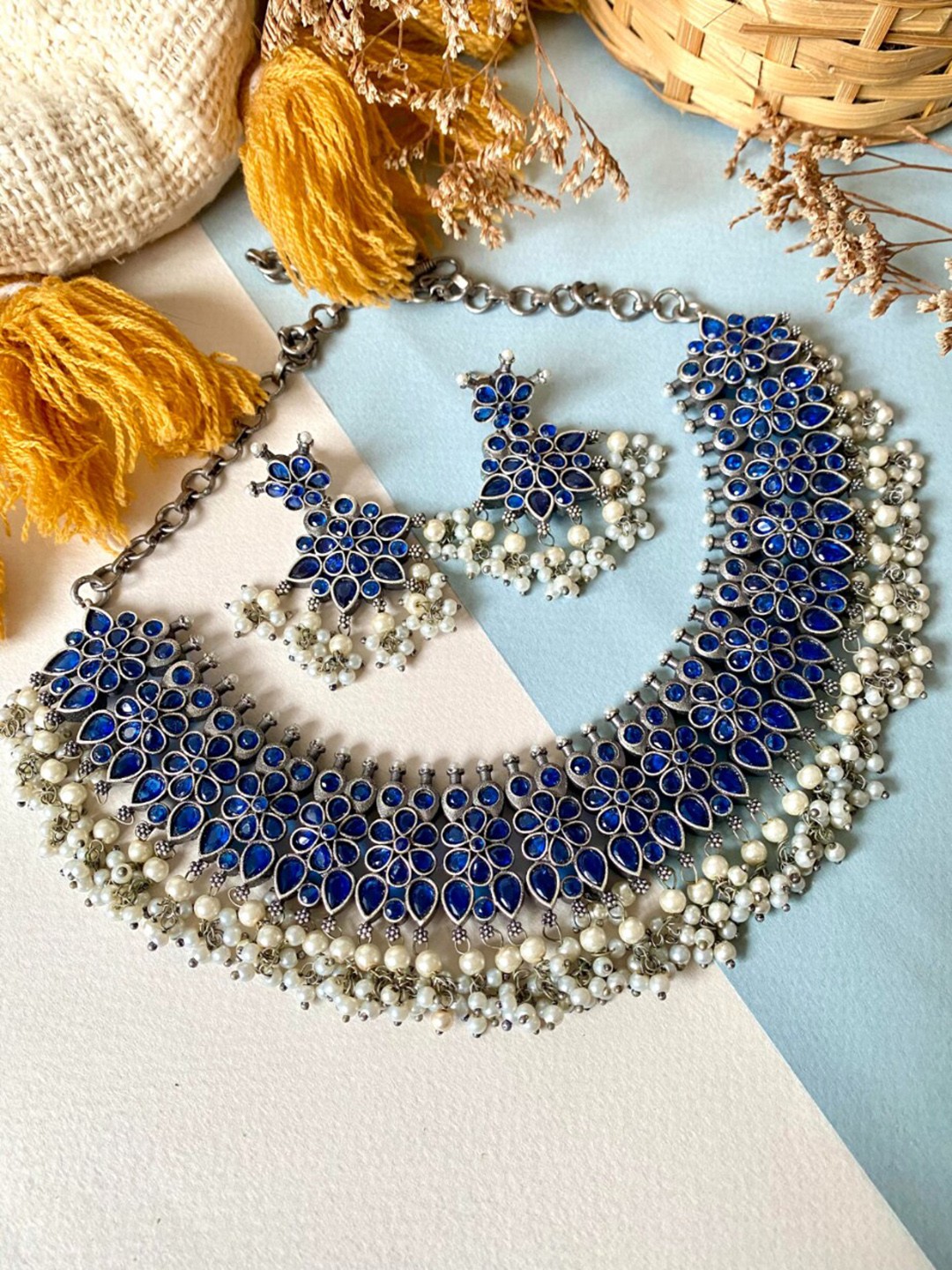 

Pihtara Jewels Oxidised Silver-Plated Stone-Studded & Pearl Beaded Jewellery Set