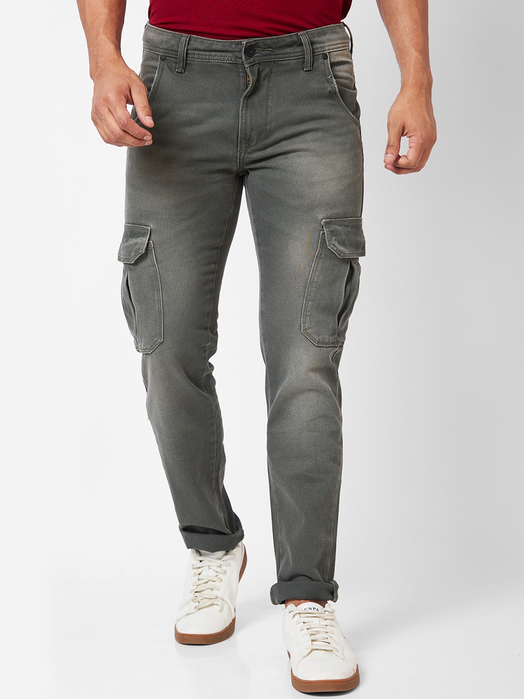 

SPYKAR Men Light Fade Stretchable Jeans, Grey