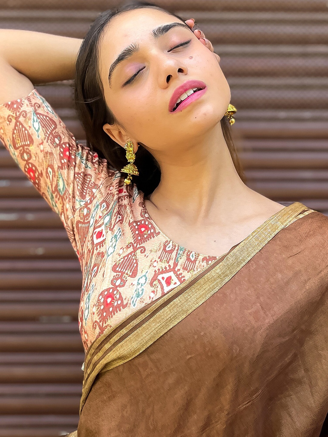 

Bindigasm's Advi Printed Stretchable Jacquard Saree Blouse, Beige