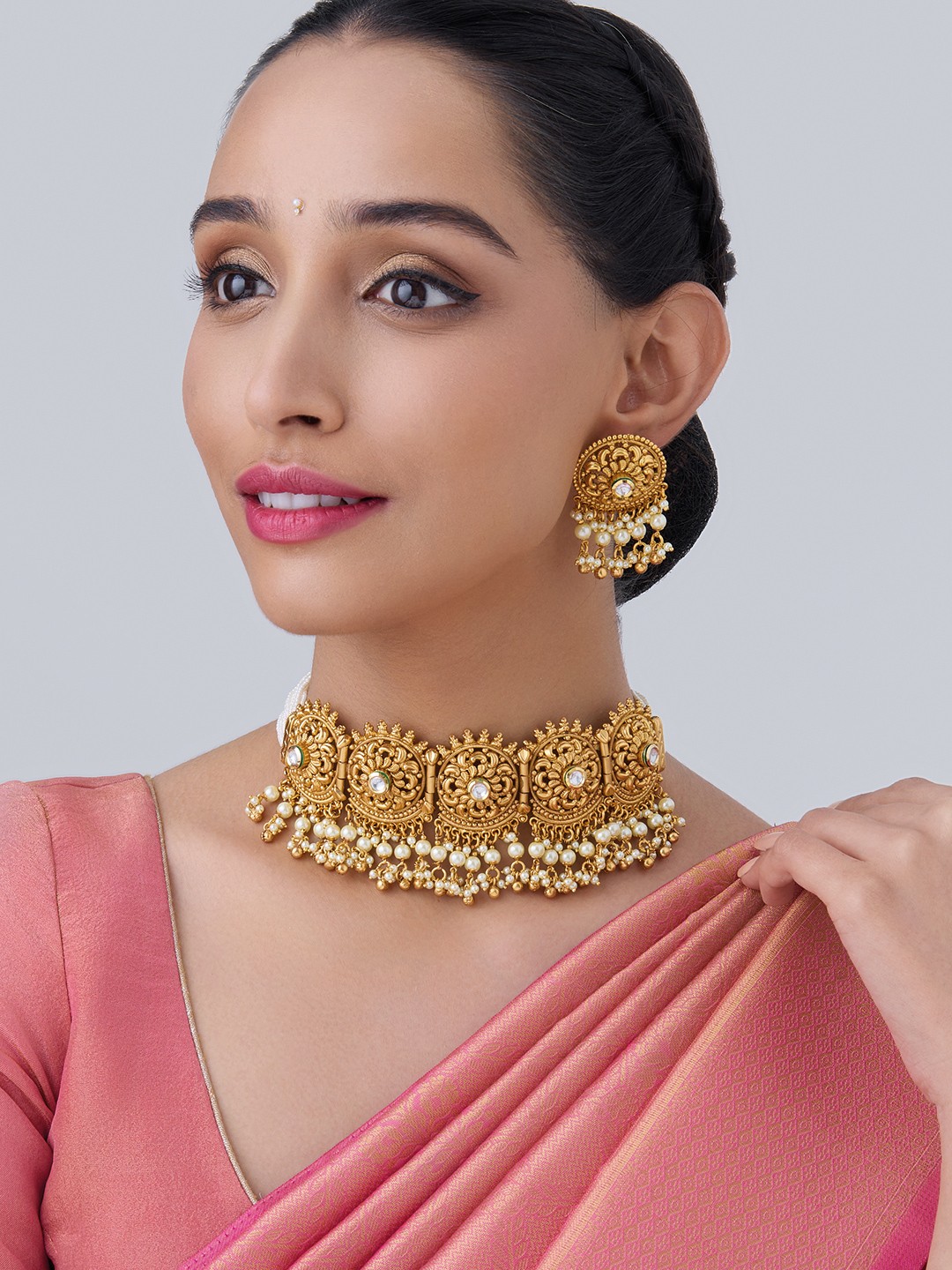 

Kushal's Fashion Jewellery Gold-Plated Stone-Studded & Beaded Jewellery Set