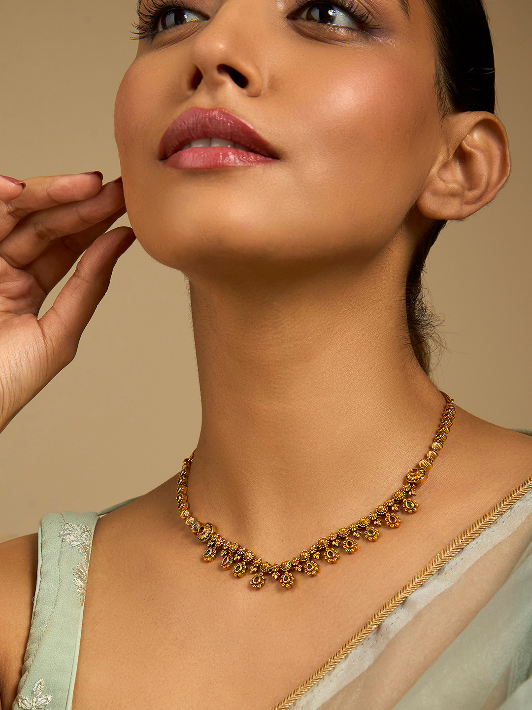 

Kushal's Fashion Jewellery Copper Gold-Plated Artificial Stones Studded Necklace