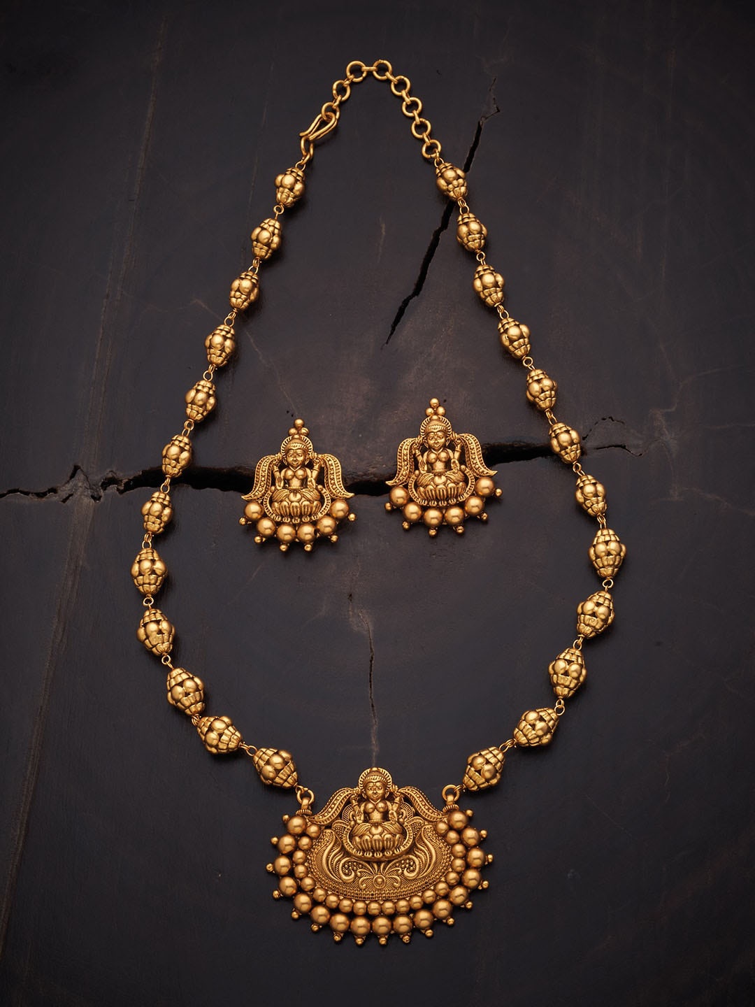 

Kushal's Fashion Jewellery Gold-Plated Antique Jewellery Set