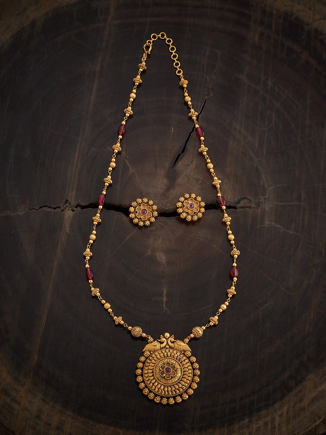 

Kushal's Fashion Jewellery Gold-Plated Stone-Studded Antique Jewellery Set