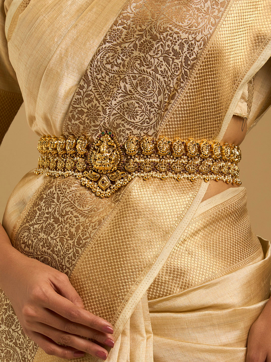 

Kushal's Fashion Jewellery Gold Plated Stone Studded & Beaded Kamarbandh