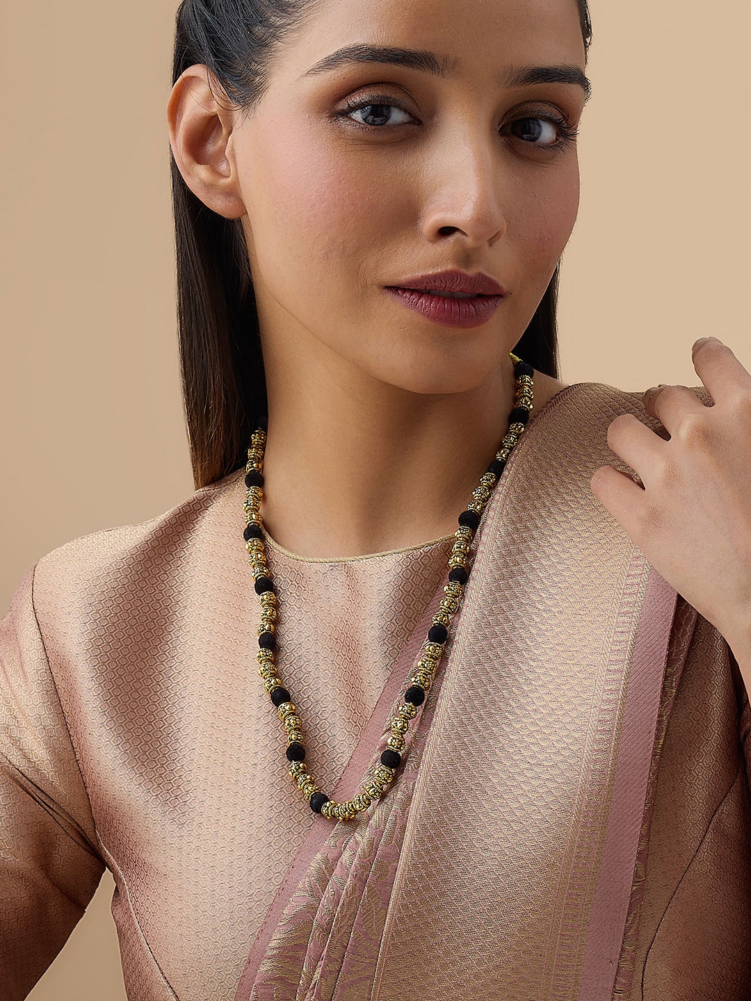 

Kushal's Fashion Jewellery Black Silver Gold-Plated Beaded 92.5 Pure Silver Temple Chain