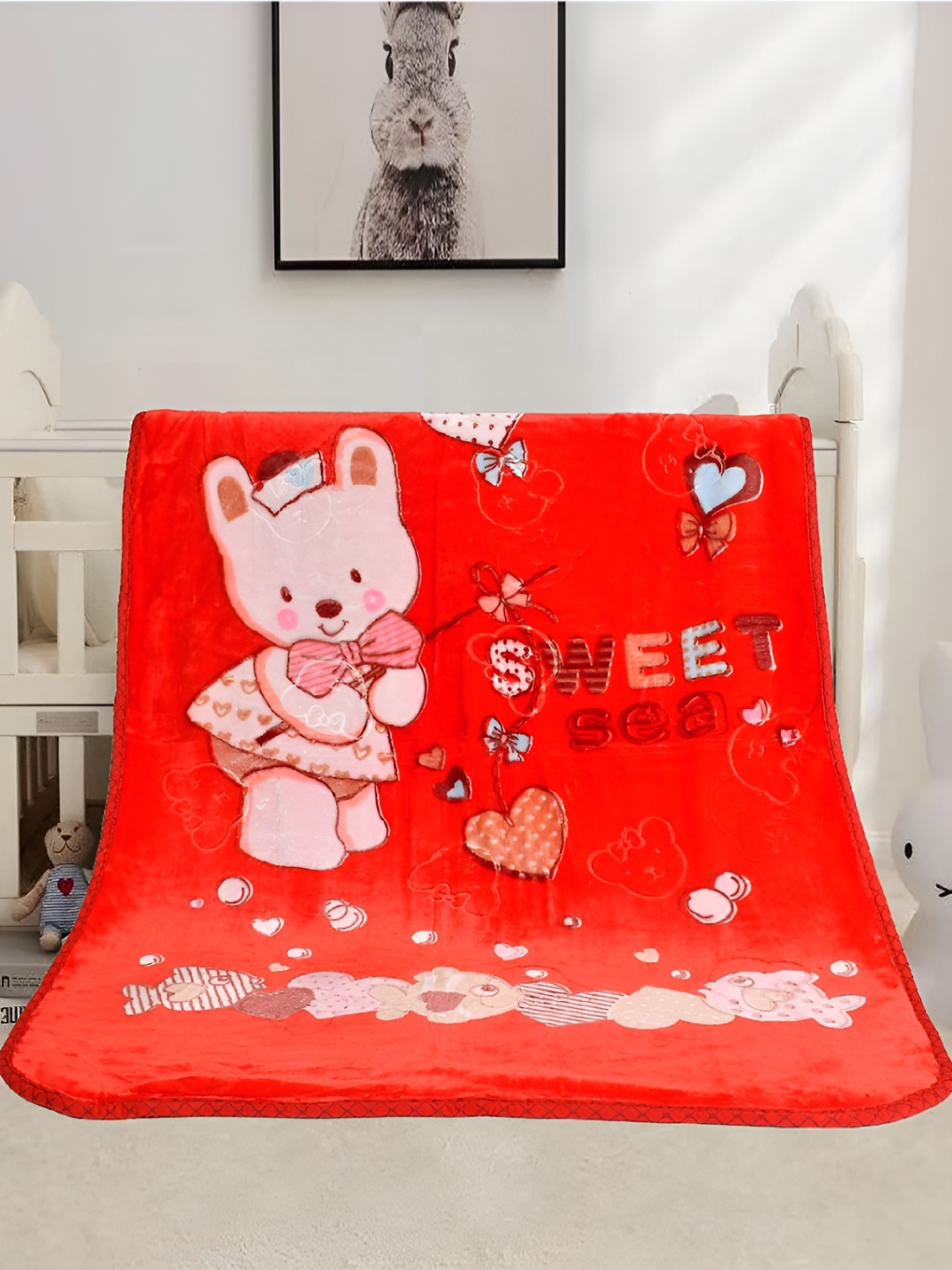 

dulce vida Red Cartoon Characters Mild Winter 210 GSM Single Bed Blanket