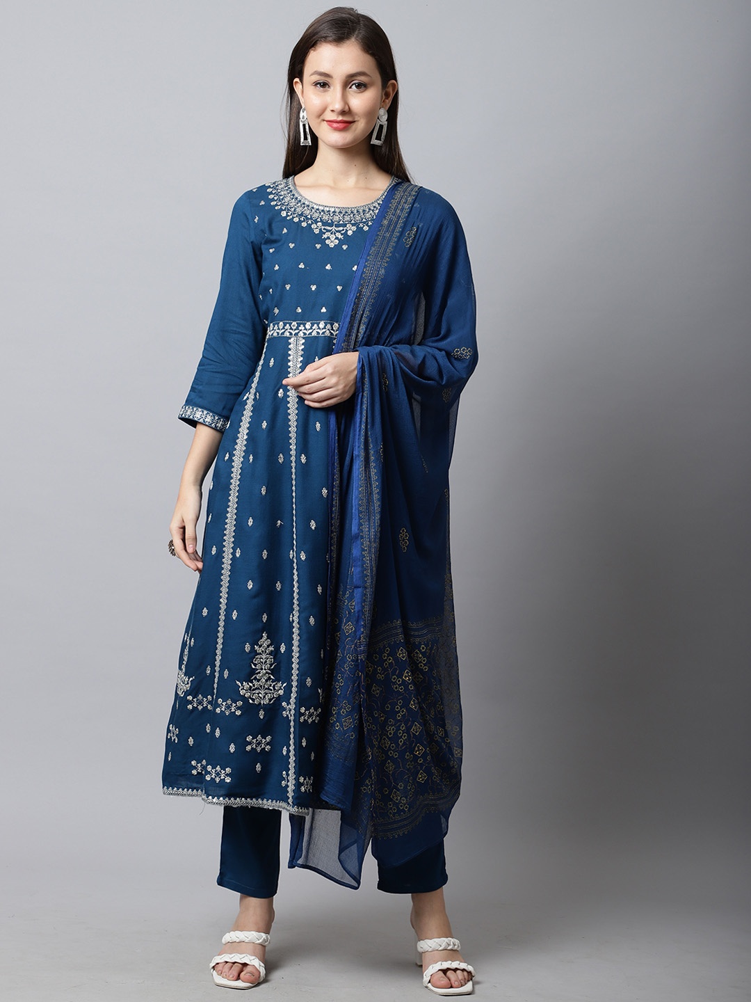 

Roly Poly Ethnic Motifs Embroidered Regular Sequinned Kurta With Trousers & Dupatta, Teal