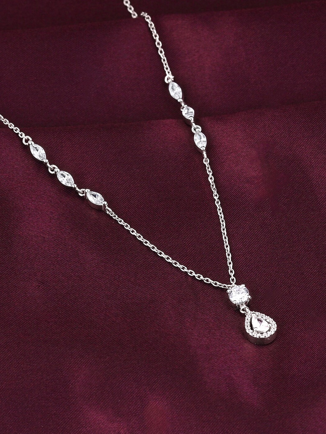 

GIVA 925 Sterling Silver Rhodium-Plated Stone-Studded Necklace