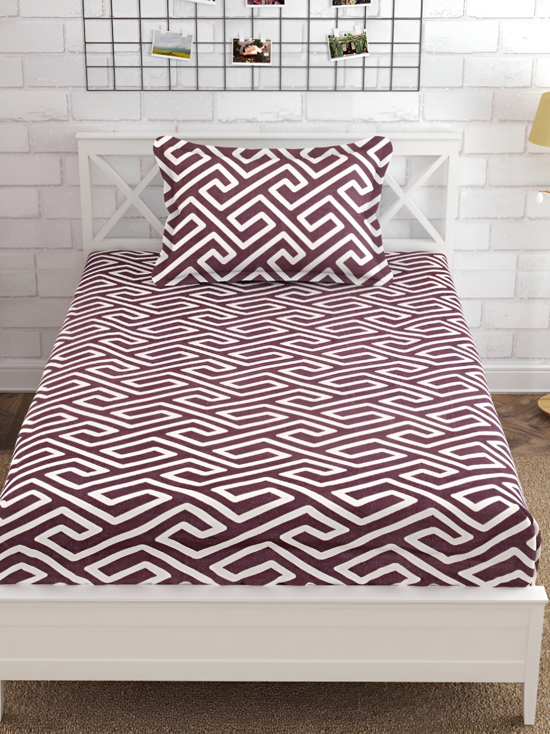 

Furnistitchs Maroon & White Geometric 300 TC Single Bedsheet with 2 Pillow Covers